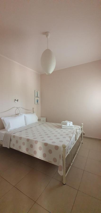 A House By The Sea Villa Ormos Panagias Exterior photo